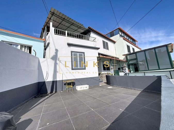 Moradia T2 para Venda em Santa Cruz Foto 2