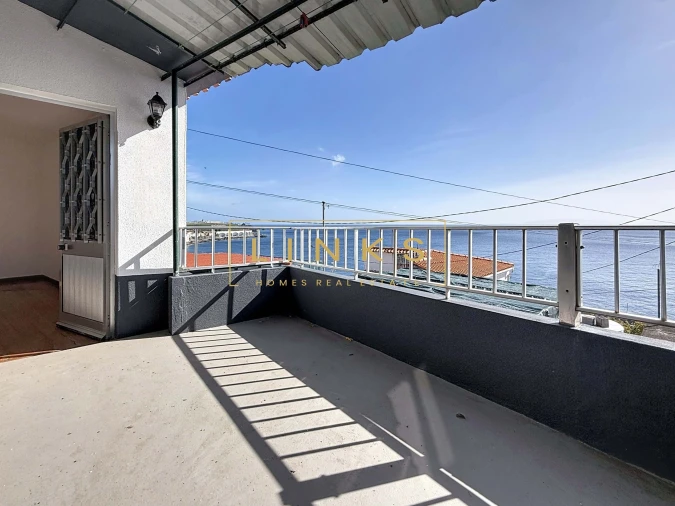 Moradia T2 para Venda em Santa Cruz Foto 9