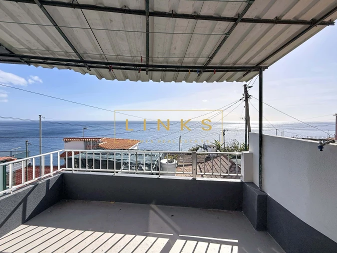 Moradia T2 para Venda em Santa Cruz Foto 5