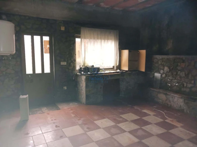 Moradia T4 para Venda em Alijo Foto 21