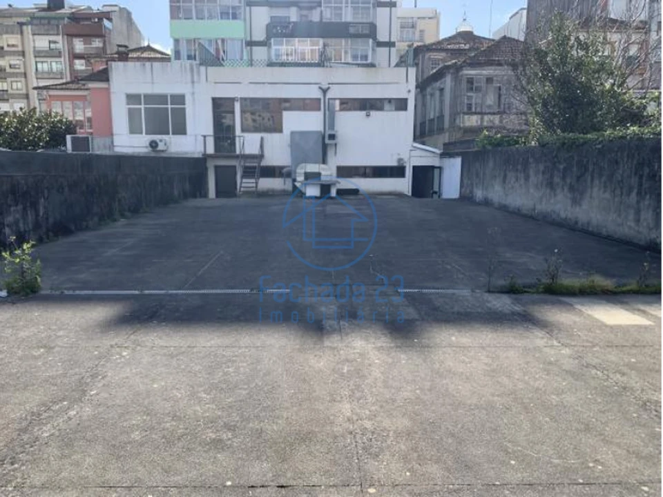 Negócio para Venda em Cedofeita, Santo Ildefonso, Sé, Miragaia, São Nicolau e Vitória Foto 1