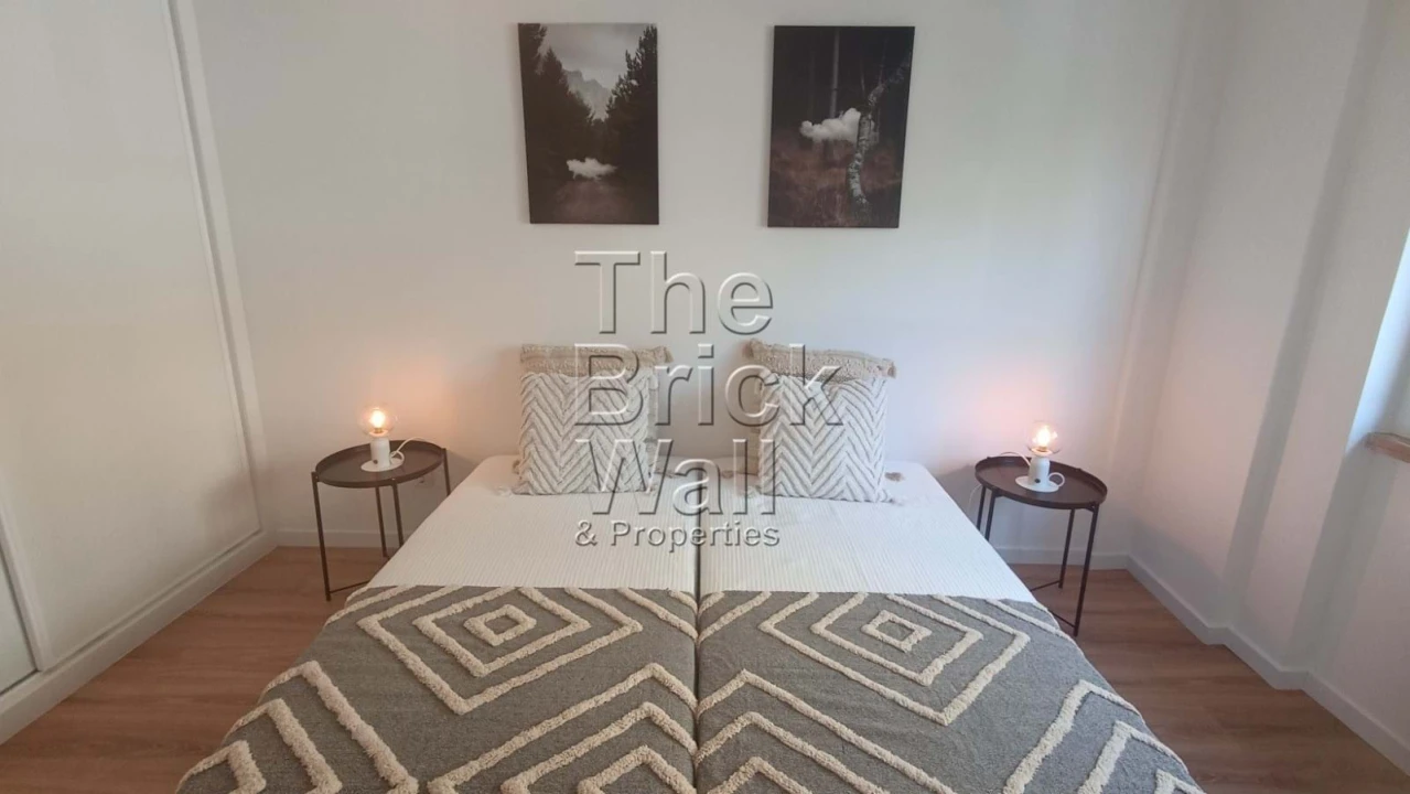 Apartamento T2 para Venda em Benfica Foto 23