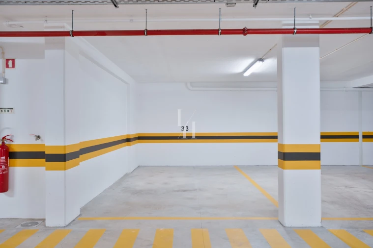 Garagem para Venda em Albufeira e Olhos de Água Foto 7