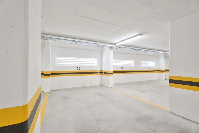 Garagem para Venda em Albufeira e Olhos de Água Foto 14