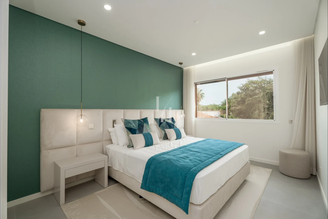 Apartamento T2 para Venda em Quarteira Foto 17