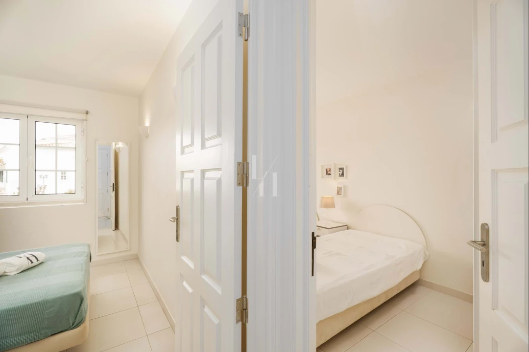 Apartamento T2 para Venda em Quarteira Foto 15