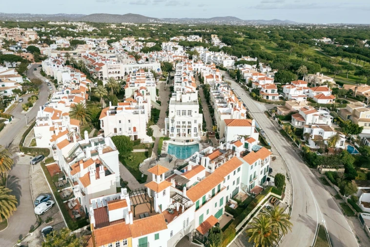 Apartamento T2 para Venda em Quarteira Foto 25