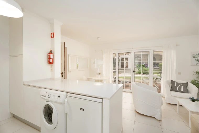 Apartamento T2 para Venda em Quarteira Foto 10