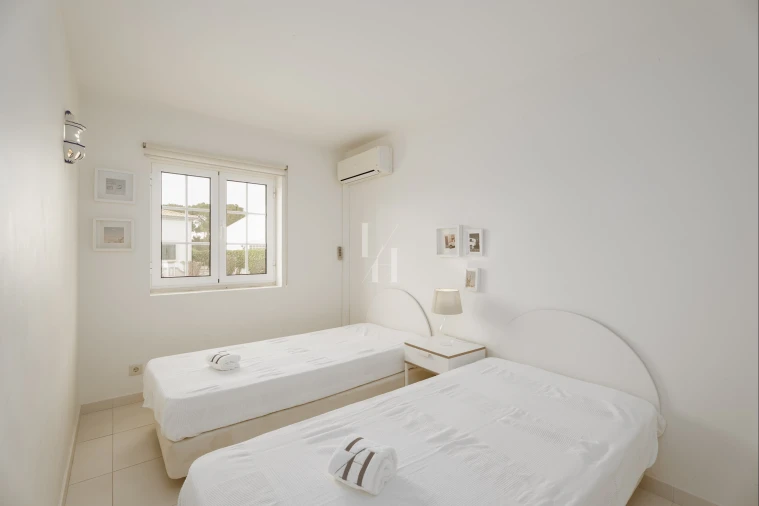 Apartamento T2 para Venda em Quarteira Foto 16