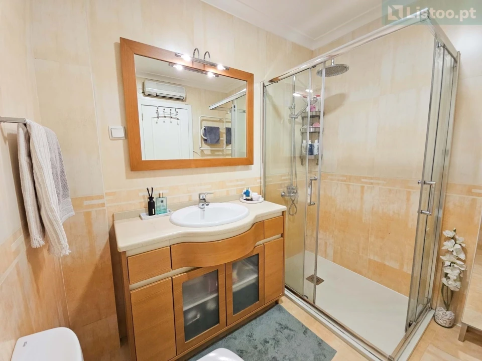 Apartamento T3 para Venda em Carnide Foto 26