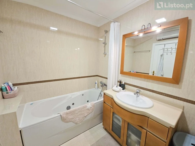 Apartamento T3 para Venda em Carnide Foto 22