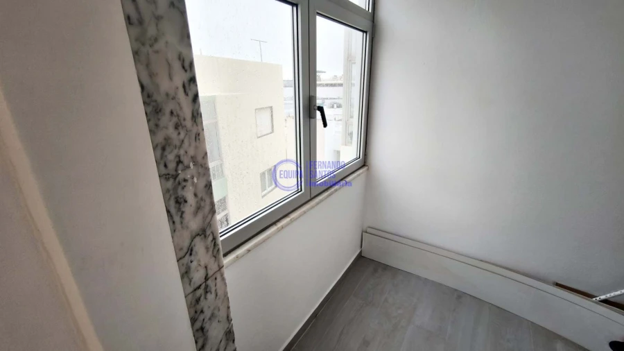 Apartamento T3 para Venda em Portimão Foto 15