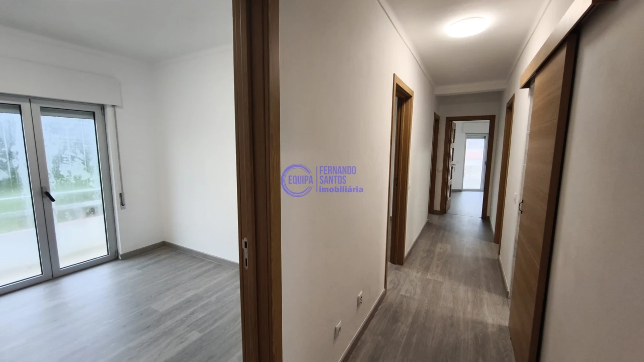 Apartamento T3 para Venda em Portimão Foto 20