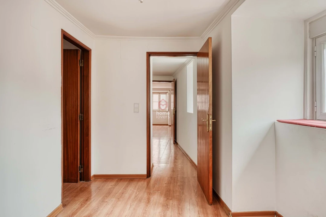 Apartamento T2 para Venda em São Vicente Foto 11