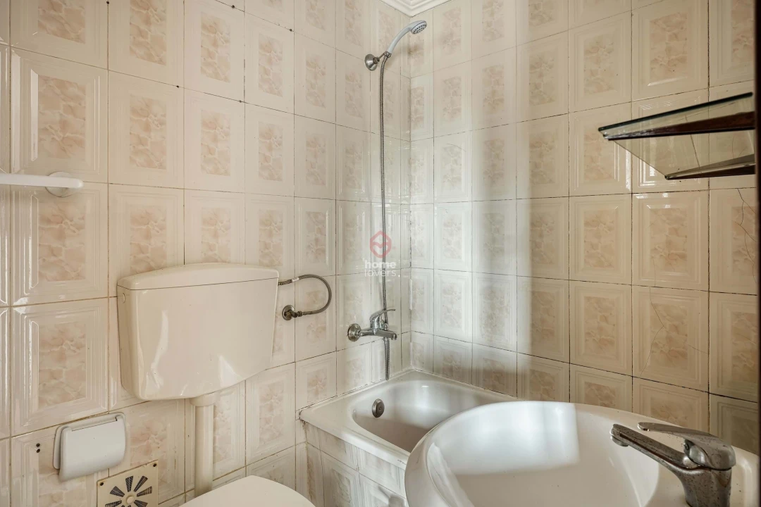 Apartamento T2 para Venda em São Vicente Foto 9