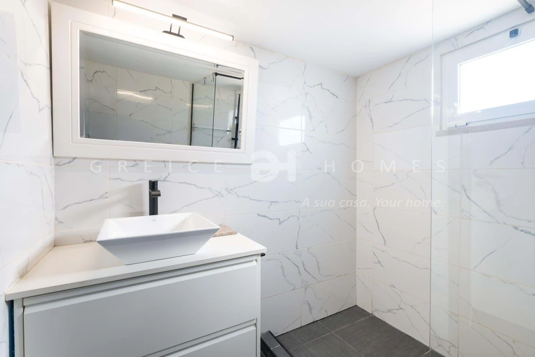 Moradia T2 para Venda em Santa Barbara de Nexe Foto 29