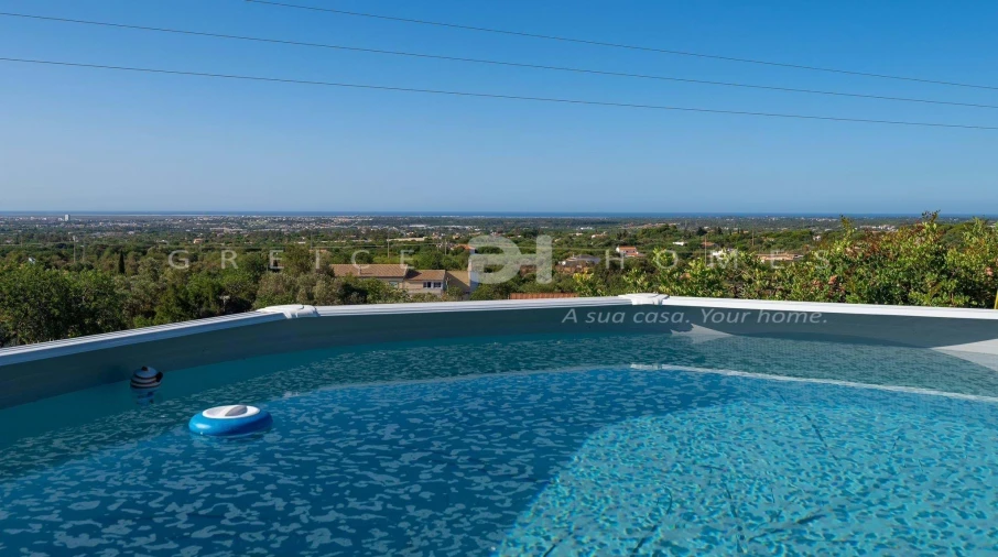 Moradia T2 para Venda em Santa Barbara de Nexe Foto 3