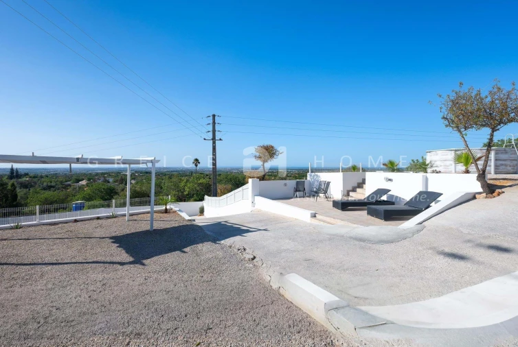 Moradia T2 para Venda em Santa Barbara de Nexe Foto 8