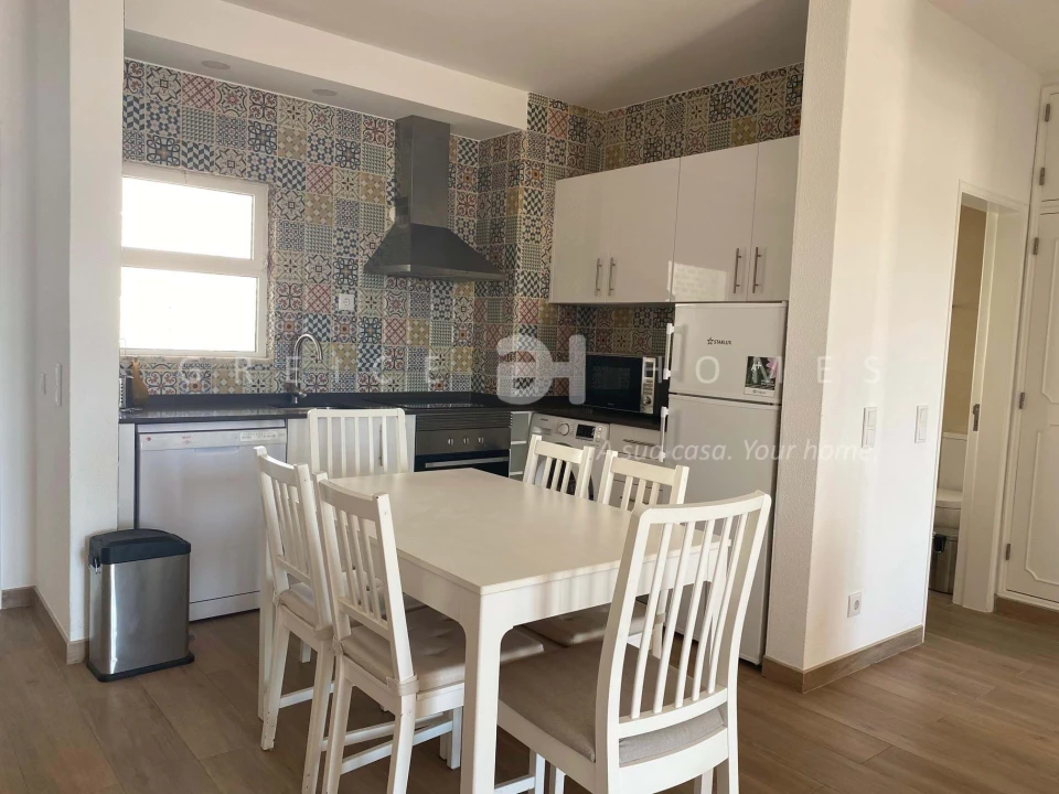 Apartamento T1 para Arrendamento em Quarteira Foto 16