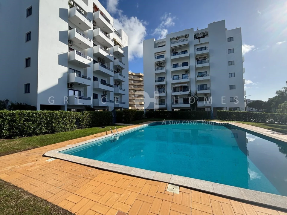 Apartamento T1 para Arrendamento em Quarteira Foto 3