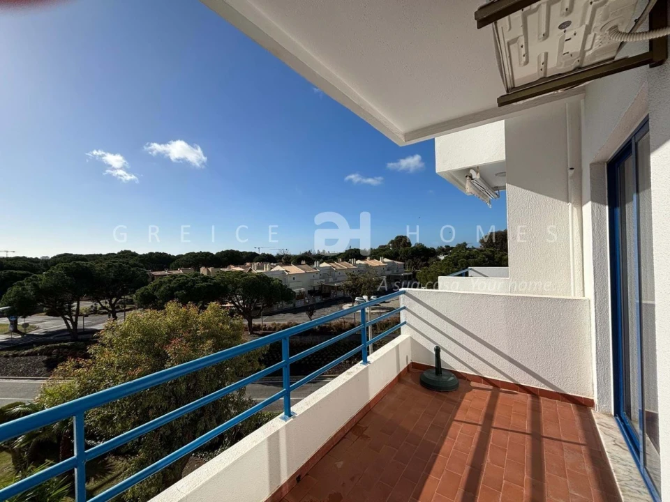 Apartamento T1 para Arrendamento em Quarteira Foto 10