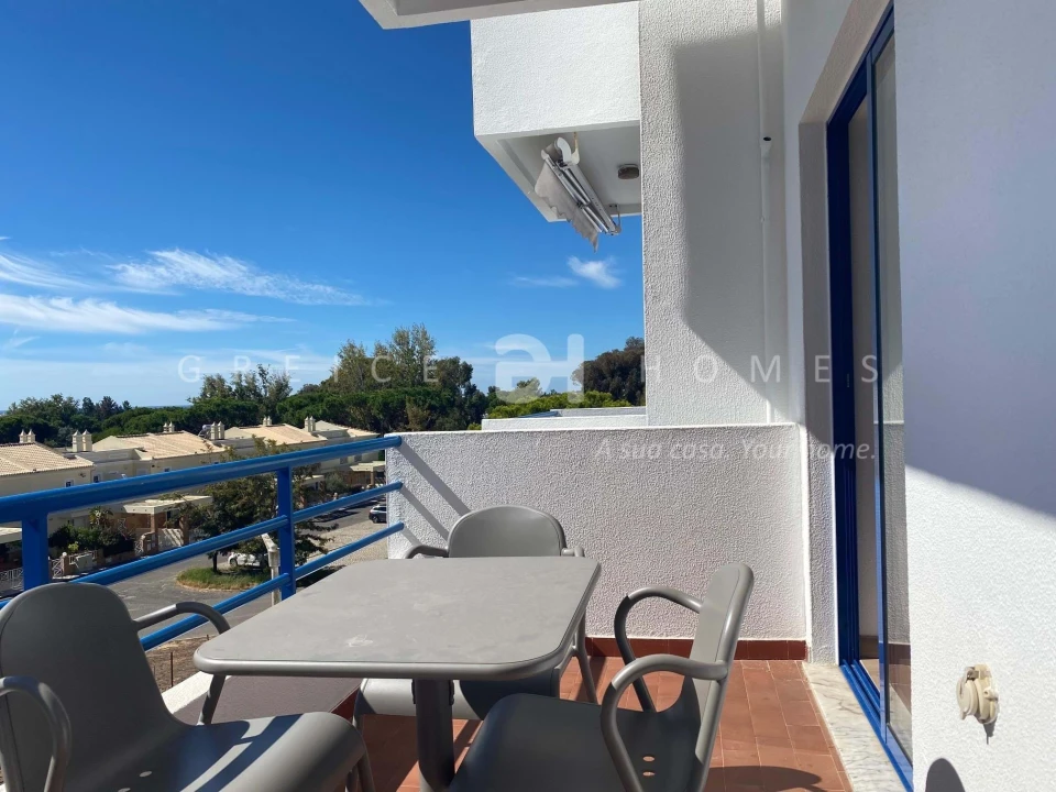 Apartamento T1 para Arrendamento em Quarteira Foto 13
