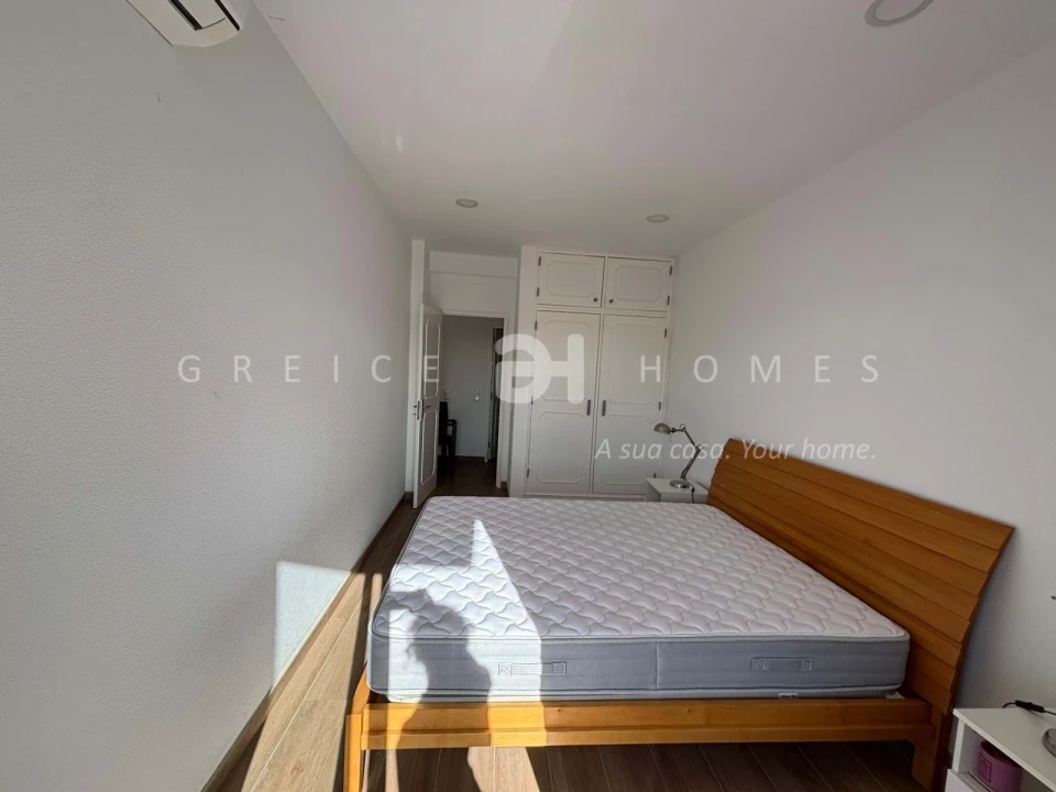 Apartamento T1 para Arrendamento em Quarteira Foto 8