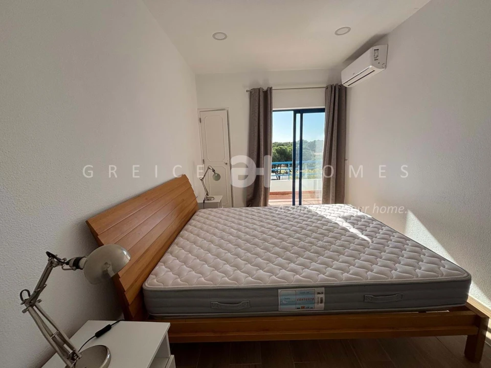 Apartamento T1 para Arrendamento em Quarteira Foto 7