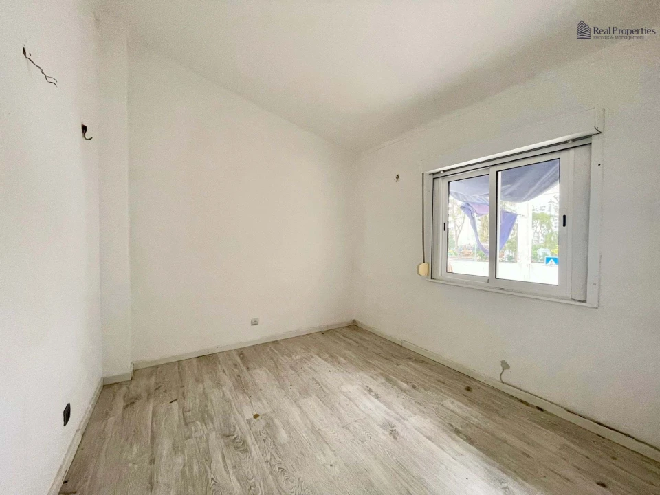 Moradia T3 para Venda em Quarteira Foto 17