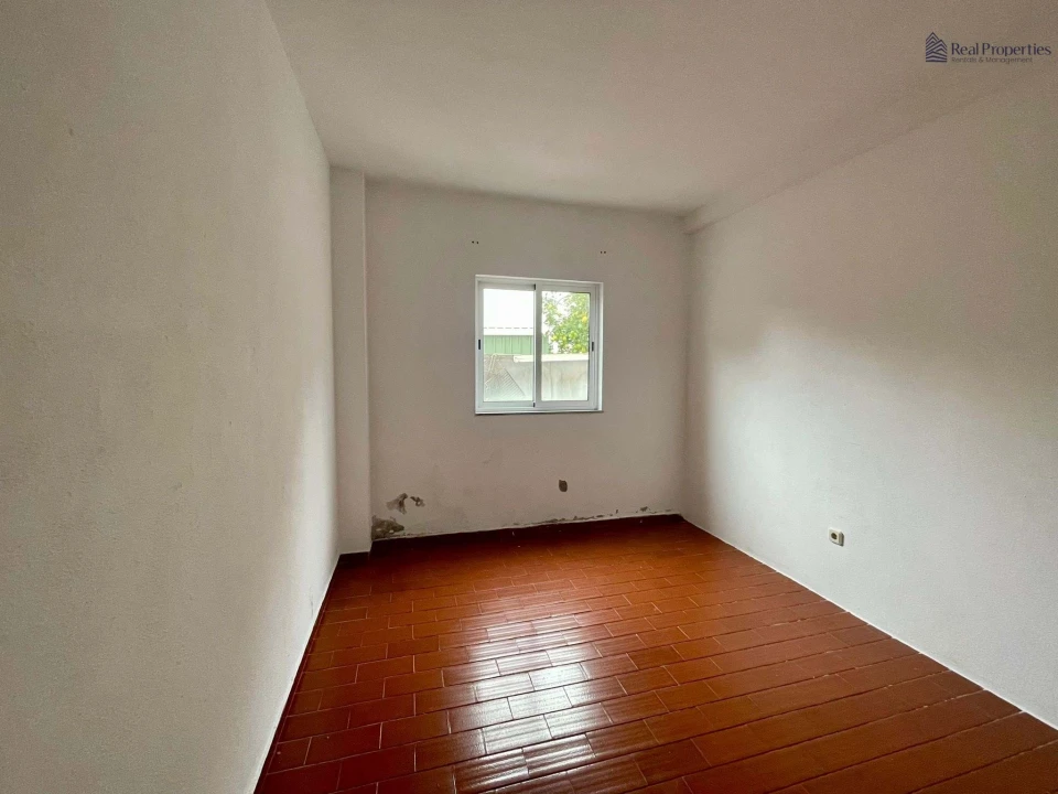 Moradia T3 para Venda em Quarteira Foto 8