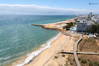 Apartamento T1 para Venda em Quarteira
