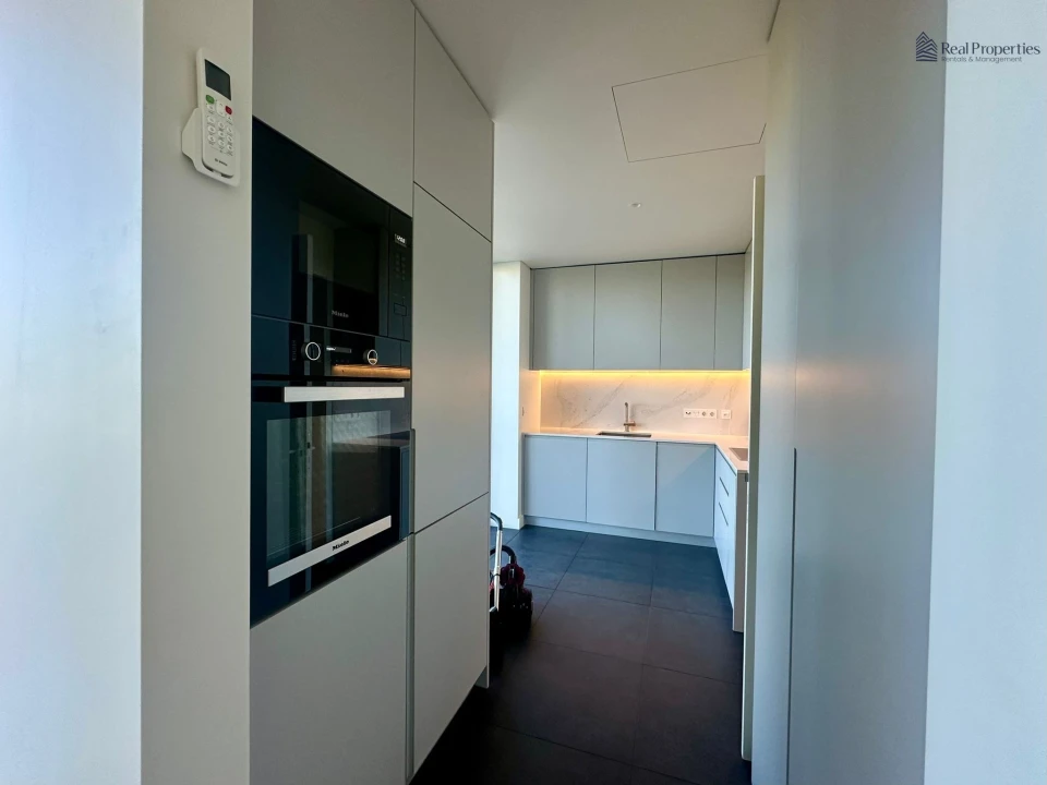 Apartamento T1 para Venda em Quarteira Foto 7