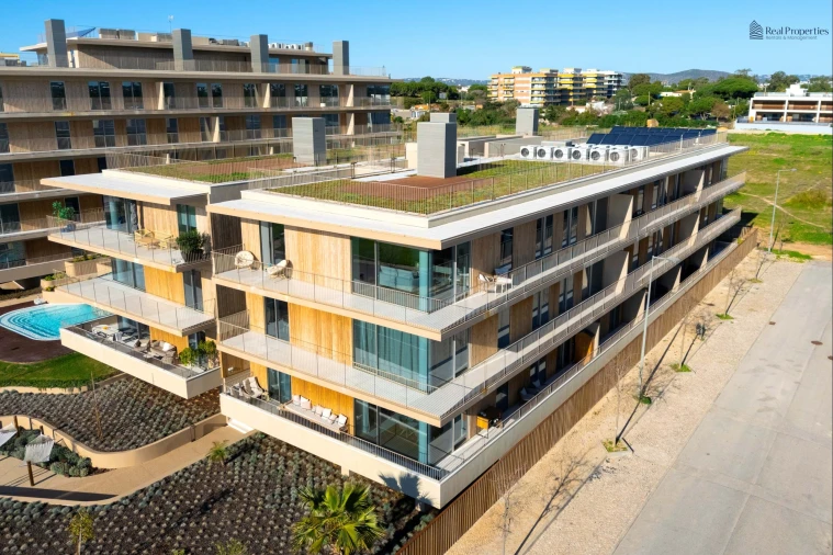Apartamento T1 para Venda em Quarteira Foto 38