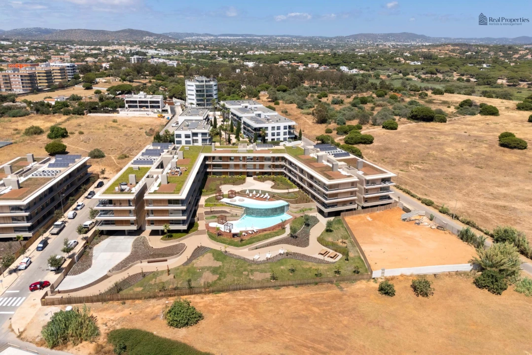 Apartamento T1 para Venda em Quarteira Foto 32