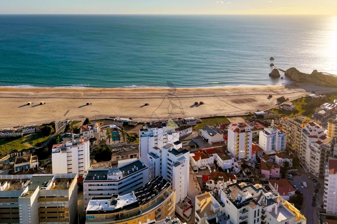 Apartamento T2 para Arrendamento em Portimão Foto 29