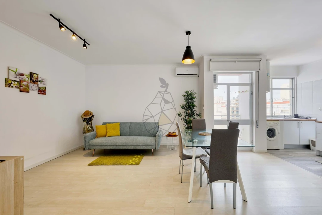 Apartamento T2 para Arrendamento em Portimão Foto 1