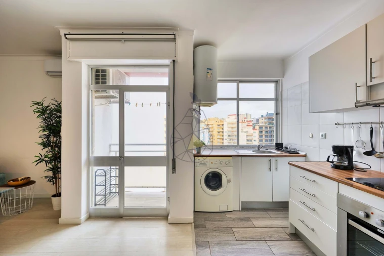 Apartamento T2 para Arrendamento em Portimão Foto 9