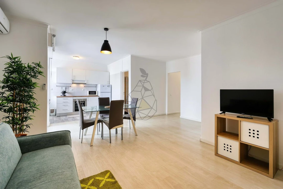 Apartamento T2 para Arrendamento em Portimão Foto 7