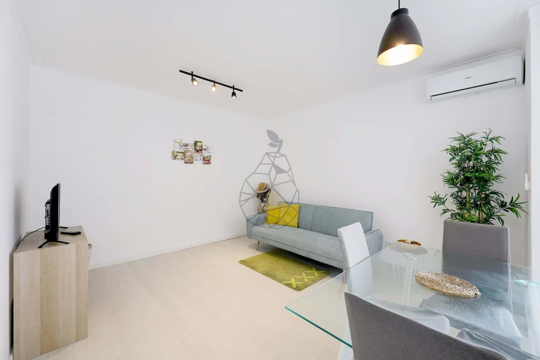 Apartamento T2 para Arrendamento em Portimão Foto 5