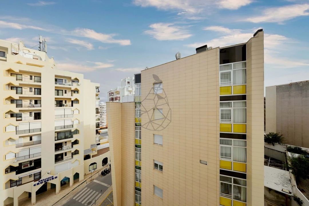 Apartamento T2 para Arrendamento em Portimão Foto 17