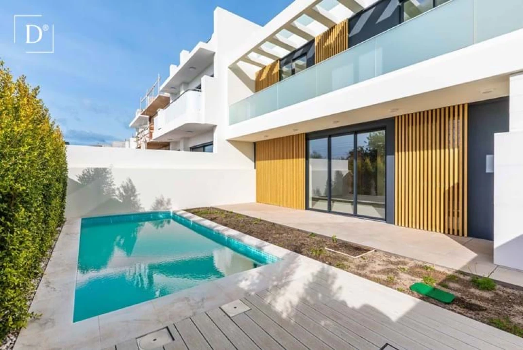 Moradia T4 para Venda em Conceição e Cabanas de Tavira Foto 1