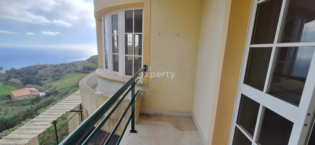 Moradia T3 para Venda em Canhas Foto 4