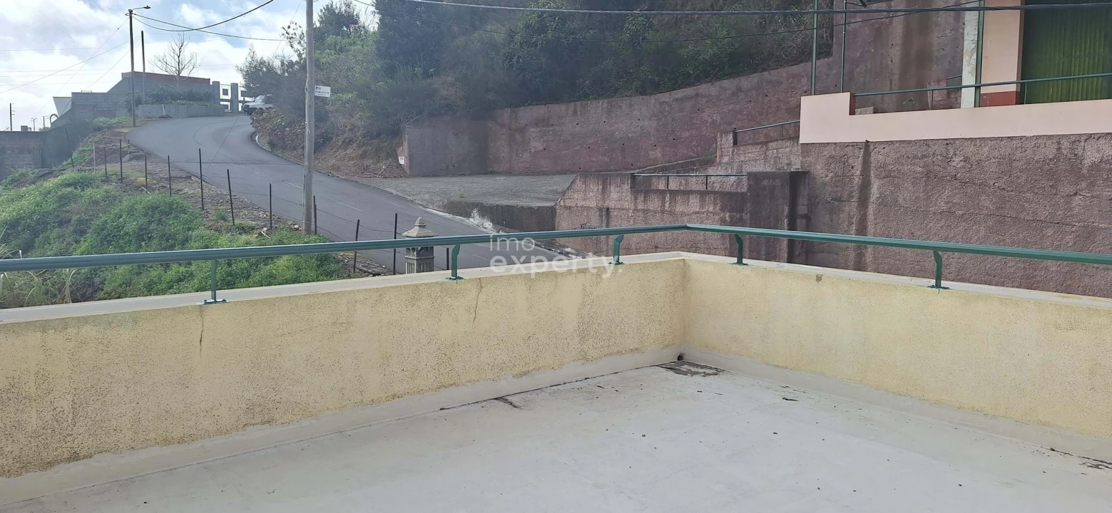 Moradia T3 para Venda em Canhas Foto 28