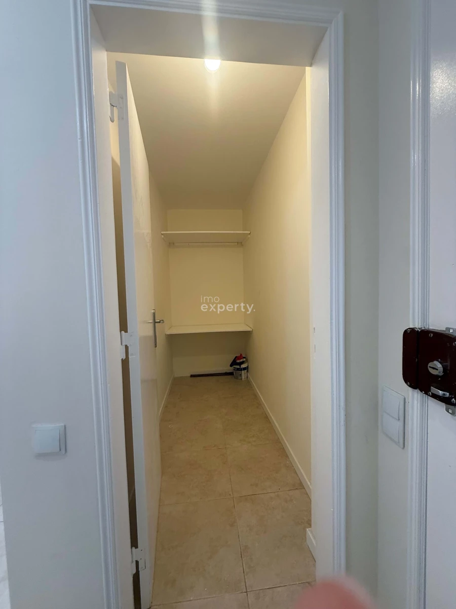 Apartamento T2 para Venda em Algueirão-Mem Martins Foto 16