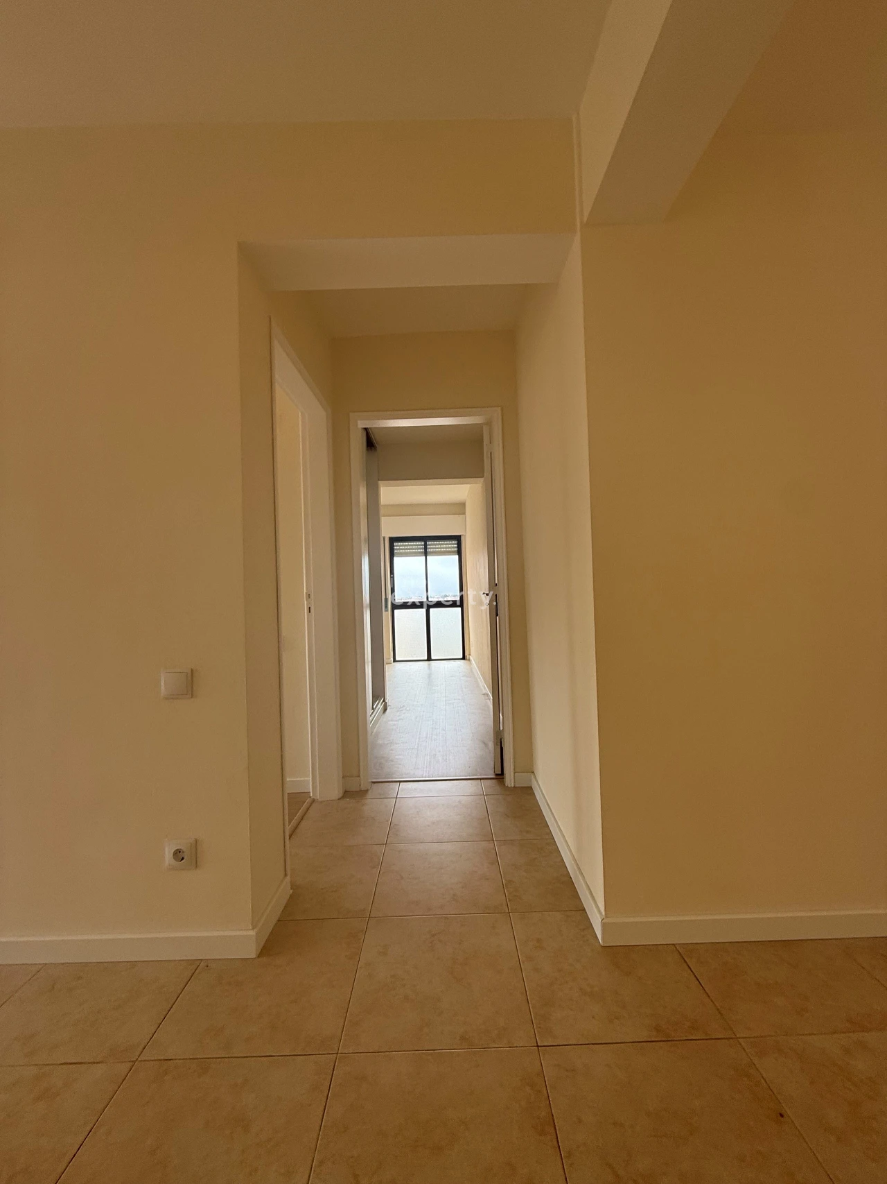 Apartamento T2 para Venda em Algueirão-Mem Martins Foto 9