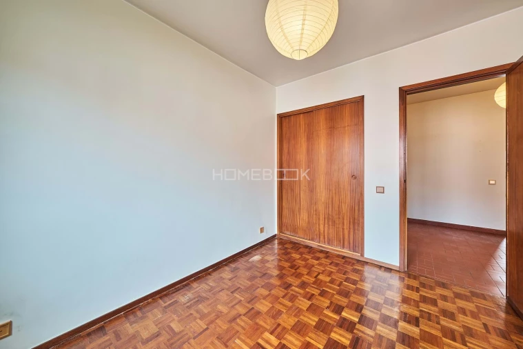 Apartamento T2 para Arrendamento em Lumiar Foto 15