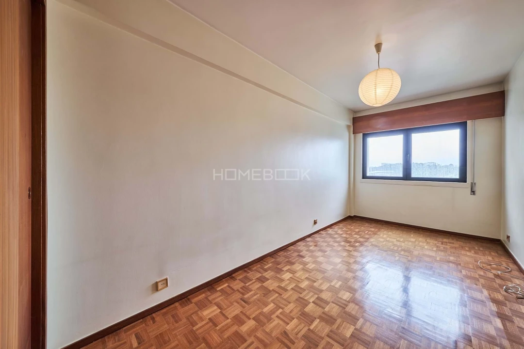 Apartamento T2 para Arrendamento em Lumiar Foto 19