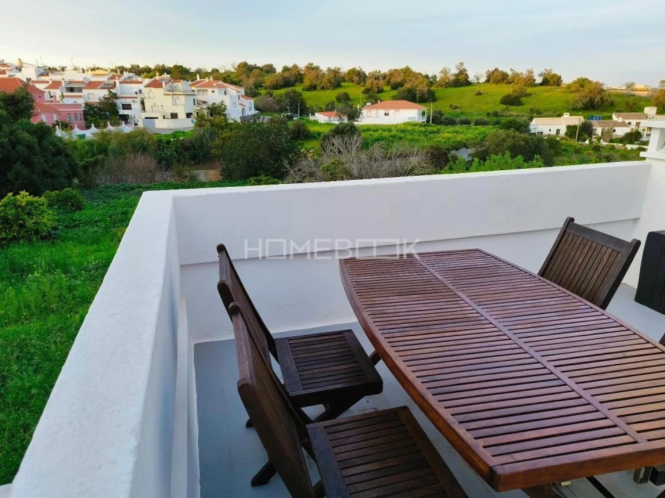 Moradia T2 para Arrendamento em Tavira (Santa Maria e Santiago) Foto 2