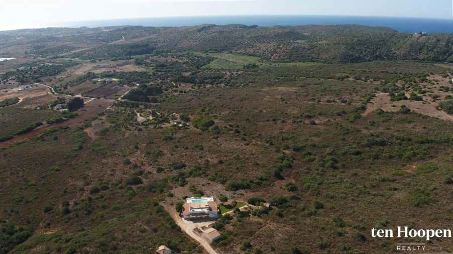 Moradia T5 para Venda em Budens Foto 32