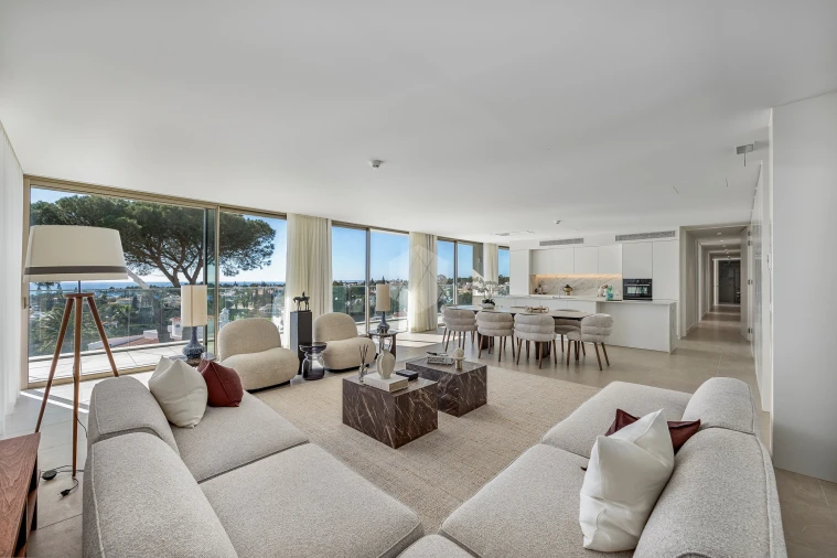 Apartamento T4 para Venda em Lagoa e Carvoeiro Foto 2